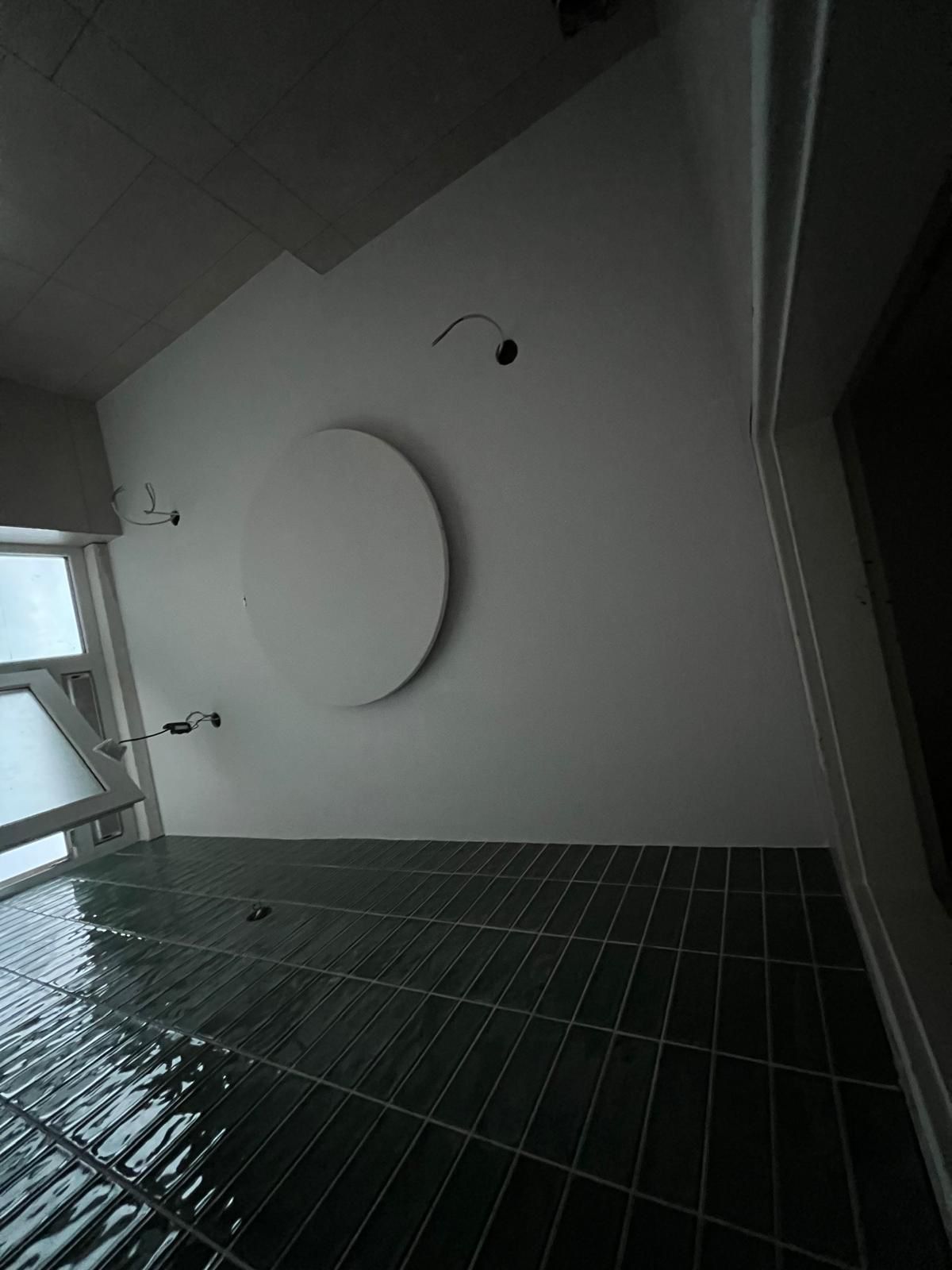 Plafond strak geschilderd